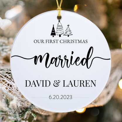 Personalized Married Ornament, Newlywed Gift, first Christmas Ornament, Personalized Wedding Ornament, Wedding Gift Keepsake