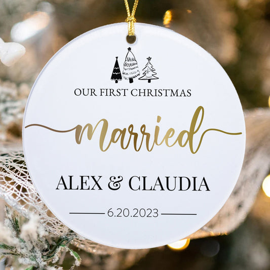 First Christmas Married Ornament, Newlywed Gift, Mr & Mrs Christmas Ornament, Personalized Mr Mrs Wedding Ornament, Wedding Gift Keepsake